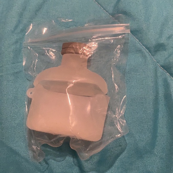 Air Pod Case - Picture 2 of 2